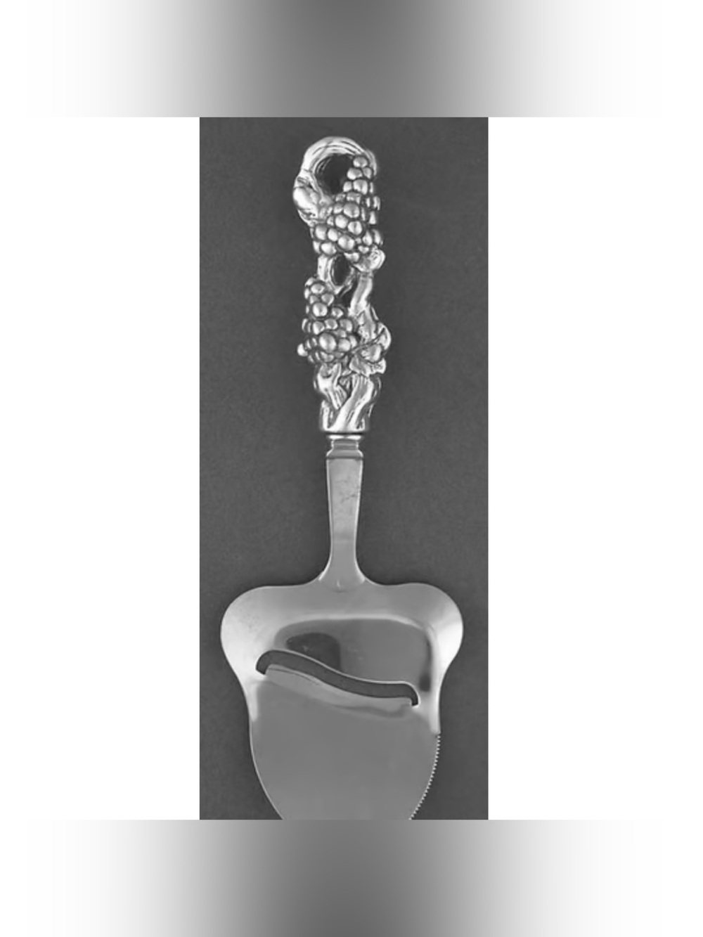 Grape (Aluminum, Hollowware)
by ARTHUR COURT / Cheese Plane with Stainless Plane